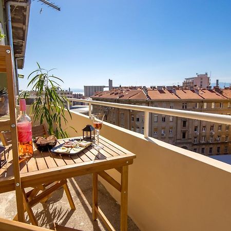 Balcony Apartment Pampas リエカ エクステリア 写真