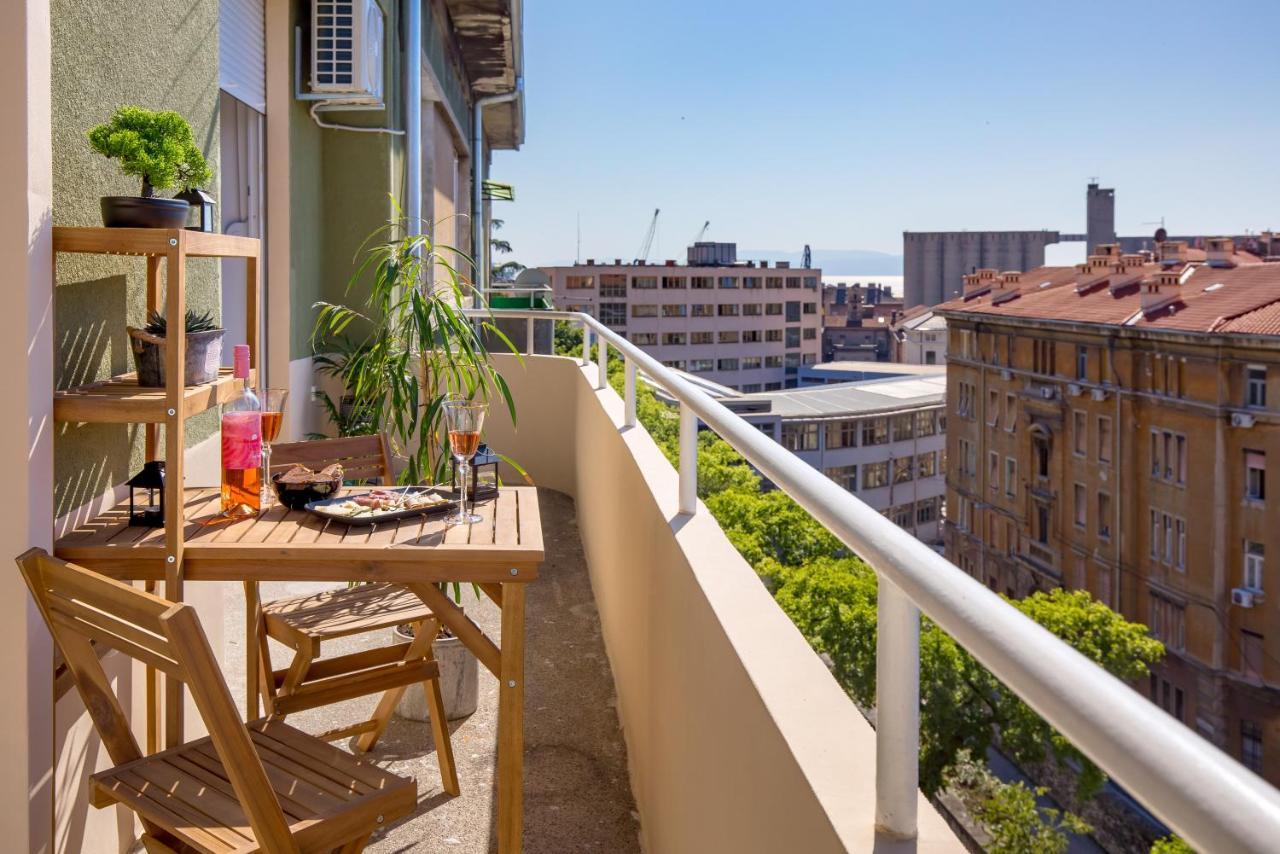 Balcony Apartment Pampas リエカ エクステリア 写真