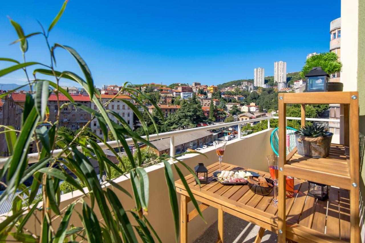 Balcony Apartment Pampas リエカ エクステリア 写真