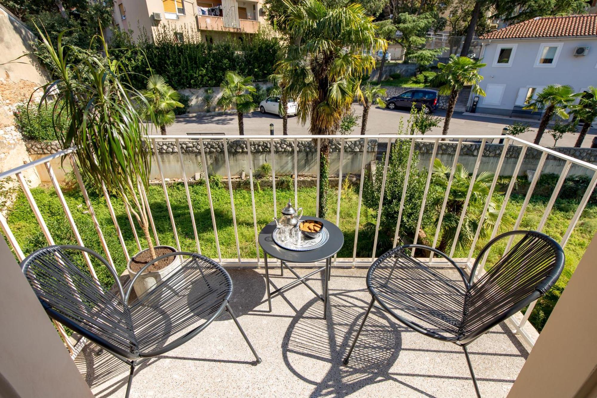 Balcony Apartment Pampas リエカ エクステリア 写真